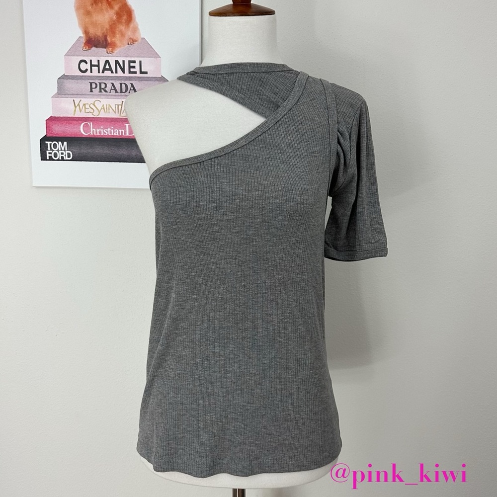 RtA Azalea Ribbed Cutout Top